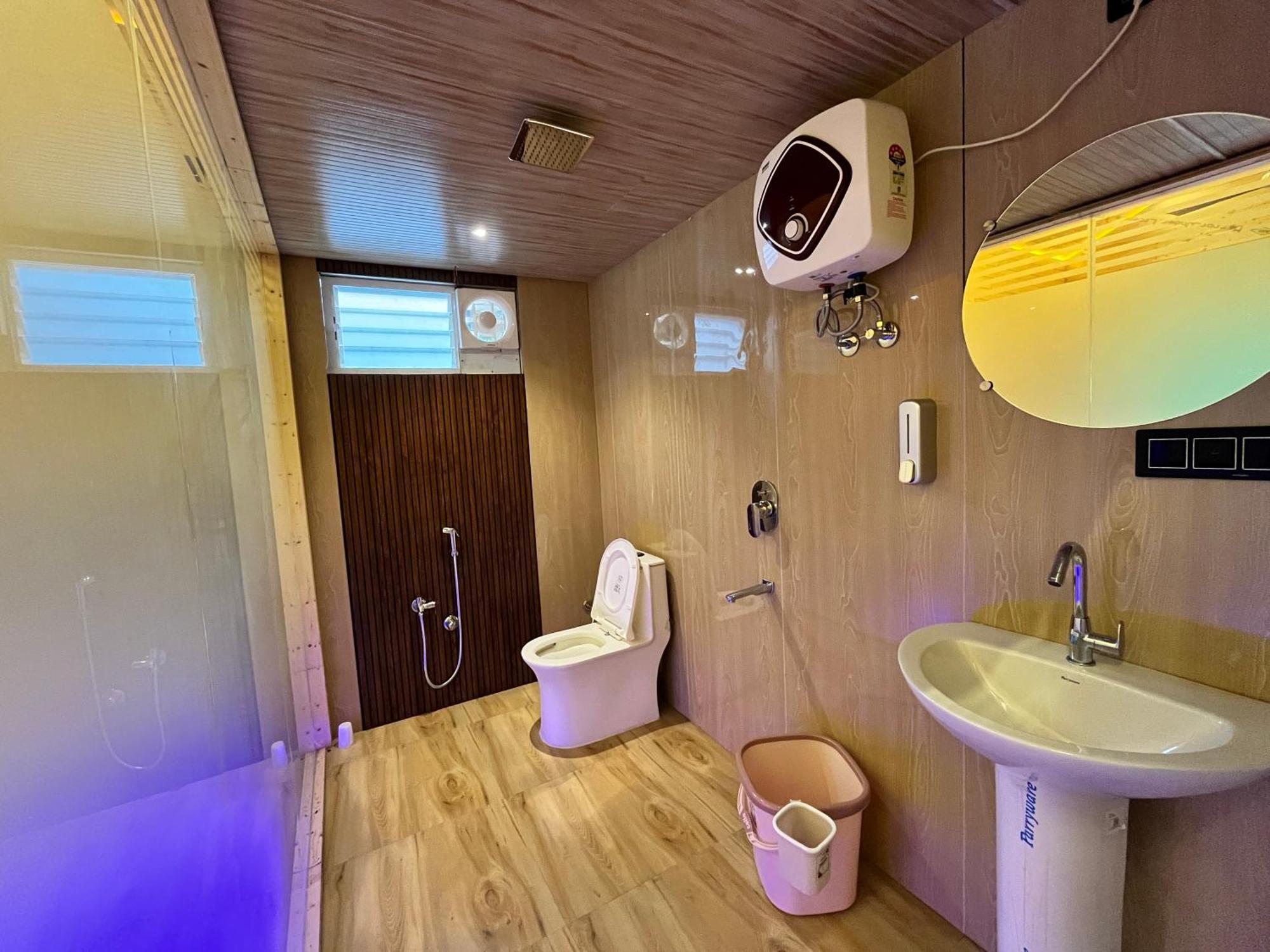 The Urban Escape ,By Saubhagya Mangalam Hotel Bhilai ภายนอก รูปภาพ